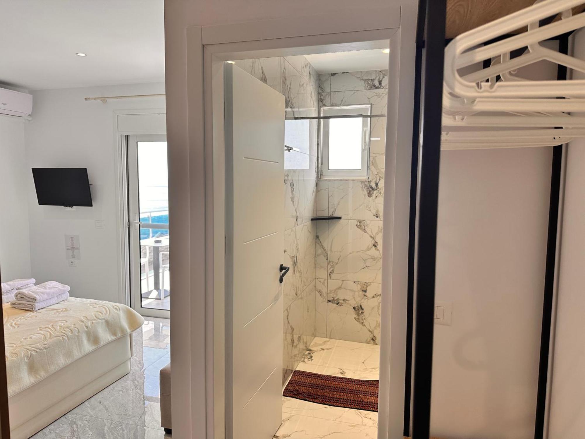Bella Vista 4* Sarandë